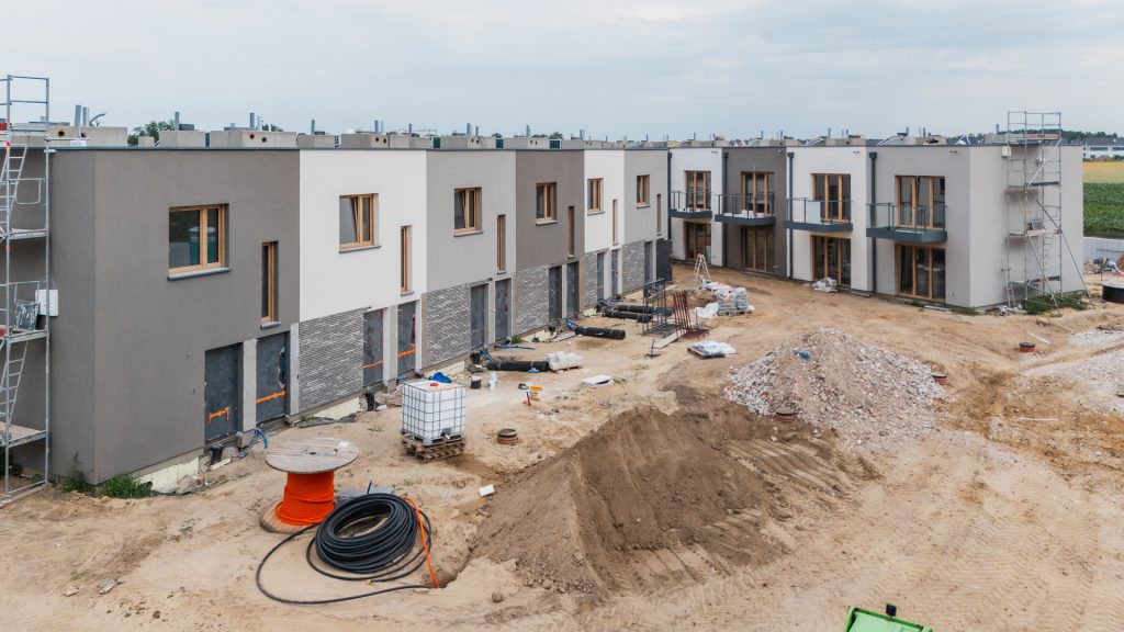Postępy prac budowlanych na etapie A inwestycji Rabowice Park Swarzędz od SOVO Development