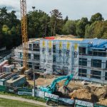 Biurowiec OVO OFFICE w Puszczykowie – stan surowy otwarty