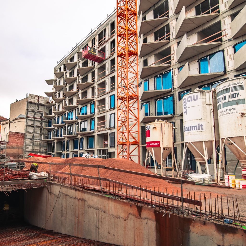 Ogrodowa 12 Poznań – stan surowy budynku w trakcie realizacji.